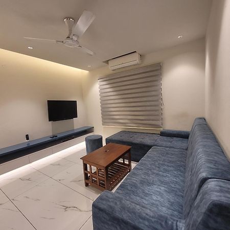 Gangothriii Apartment Thiruvananthapuram Ngoại thất bức ảnh